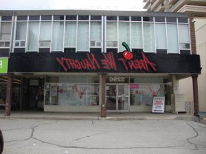 Yviane sex club in Milton Georgia